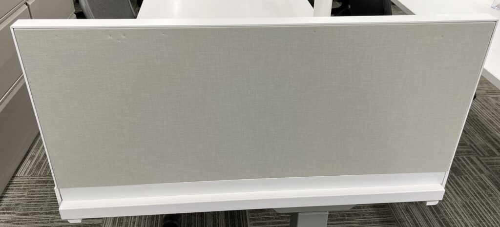 Pre - Owned Desk Divider Screen