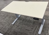 Pre-Owned Humanscale Sit/Stand - 24"x48"