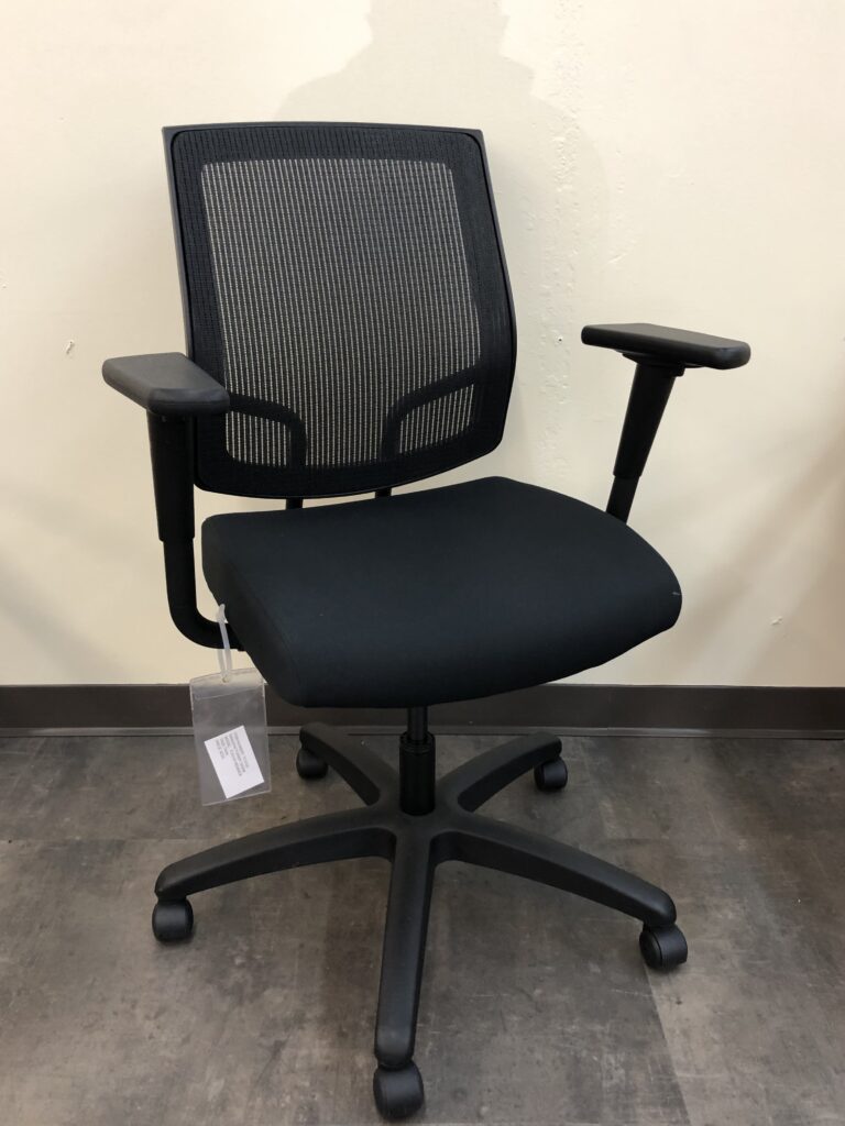 Pre-Owned, SitOnIt Focus Midback Chair