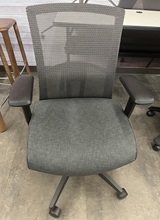 Pre-Owned Global Task Chair